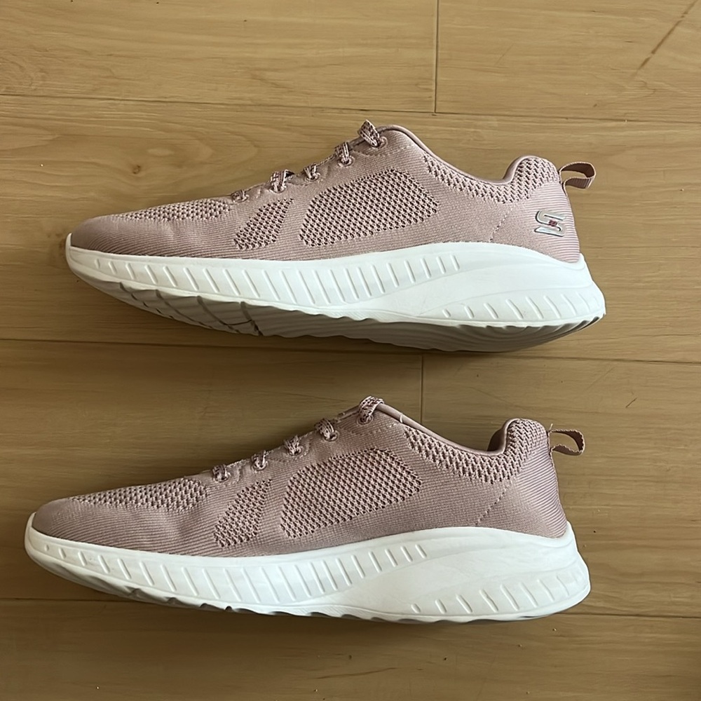 SKECHERS BOBS SQUAD CHAOS WOMENS SNEAKERS MAUVE HUGS FOOT ABSORBS IMPACT SIZE 9 - Picture 8 of 12